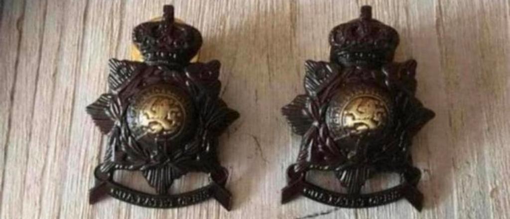 Korps Mariniers Setje Torren voor Barathea, Verzamelen, Verzenden, Marine, Nederland, Embleem of Badge