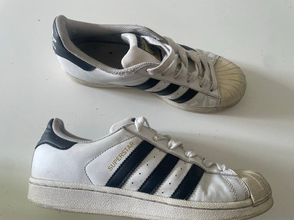 Adidas Superstar sneakers wit/zwart mast 39, Ophalen of Verzenden, Gedragen, Wit, Sneakers of Gympen