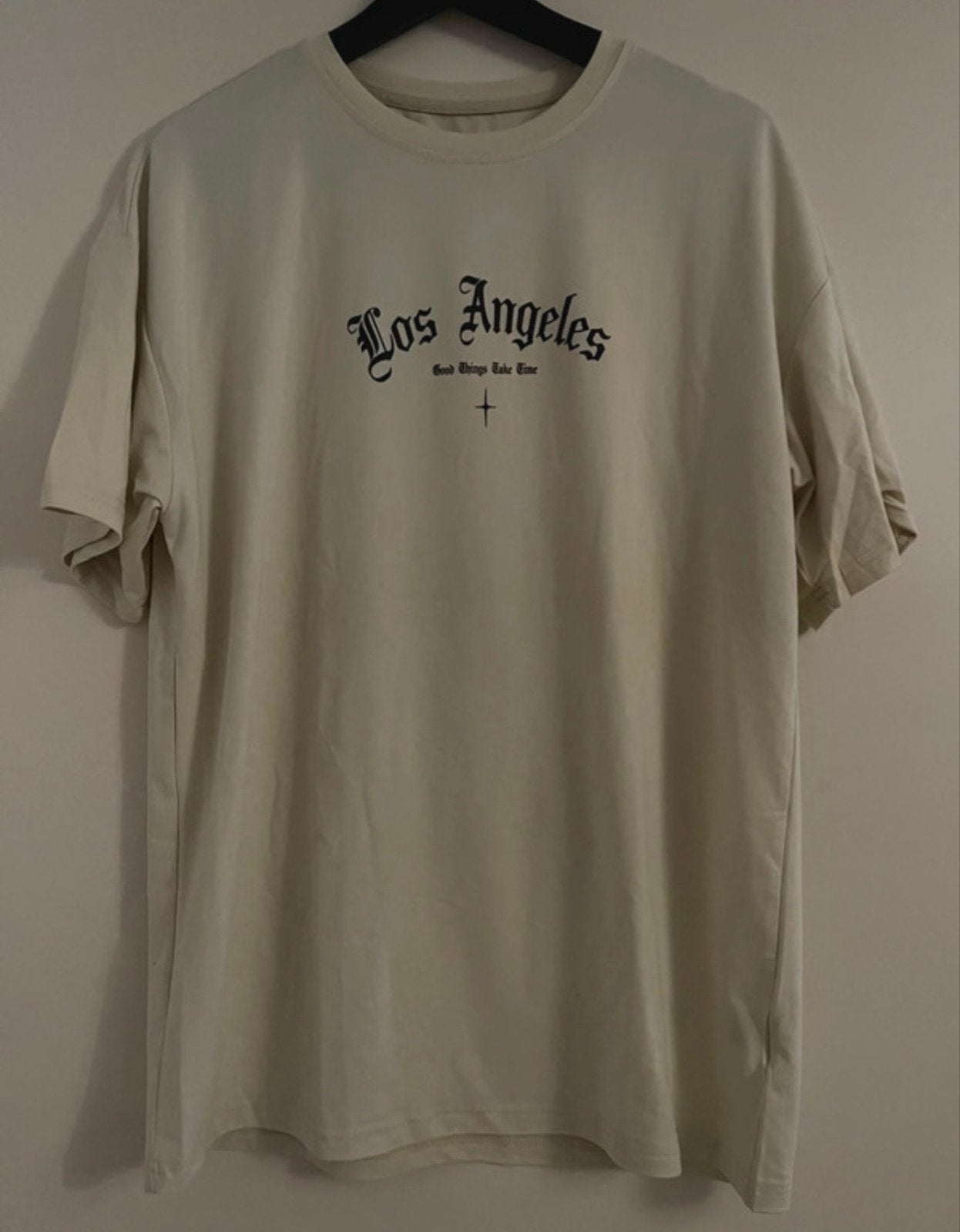 Los Angeles T-shirt - Crème met zwarte opdruk, Verzenden, Zo goed als nieuw, Maat 46 (S) of kleiner, Beige