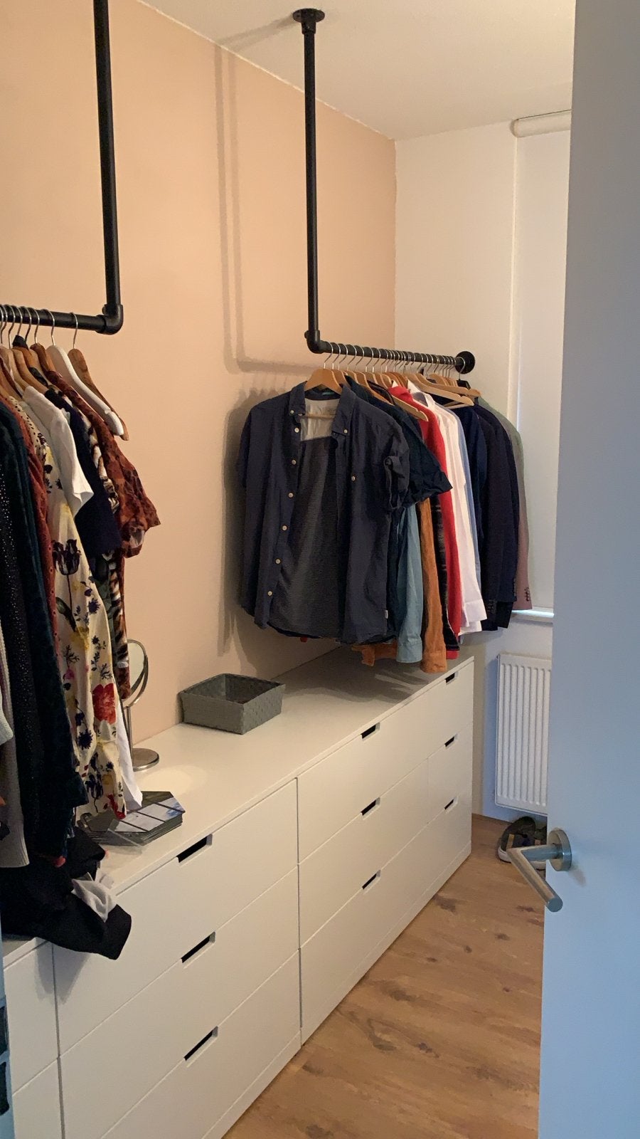 Industriële steigerbuizen voor kledingrek, Kleding | Dames, Kledingrekken, Ophalen, Zo goed als nieuw