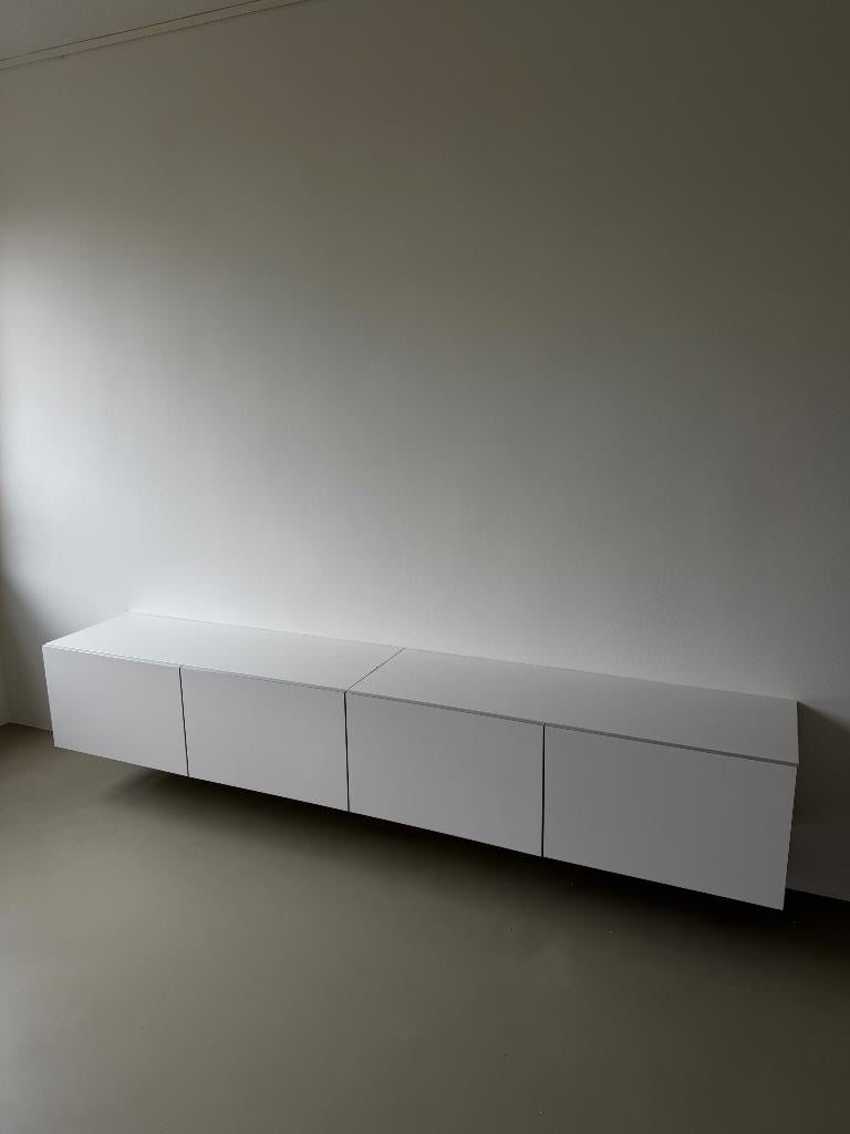IKEA BESTÅ floating TV cabinet / wall unit – white, Ophalen, Gebruikt, Overige materialen, Modern & minimalistic