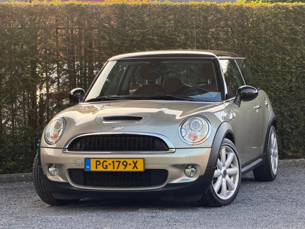 Mini 3-Deurs 1.6 Cooper S | STOELVERW | CRUISE | RIJKLAAR!, Auto's, Mini, Bedrijf, Te koop, Cooper S, ABS, Airbags, Airconditioning