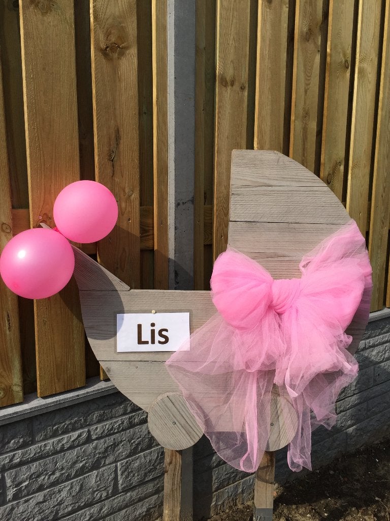 Geboortebord KINDERWAGEN huren huur babyspullen meisje, Ophalen, Zo goed als nieuw, Geboortebord