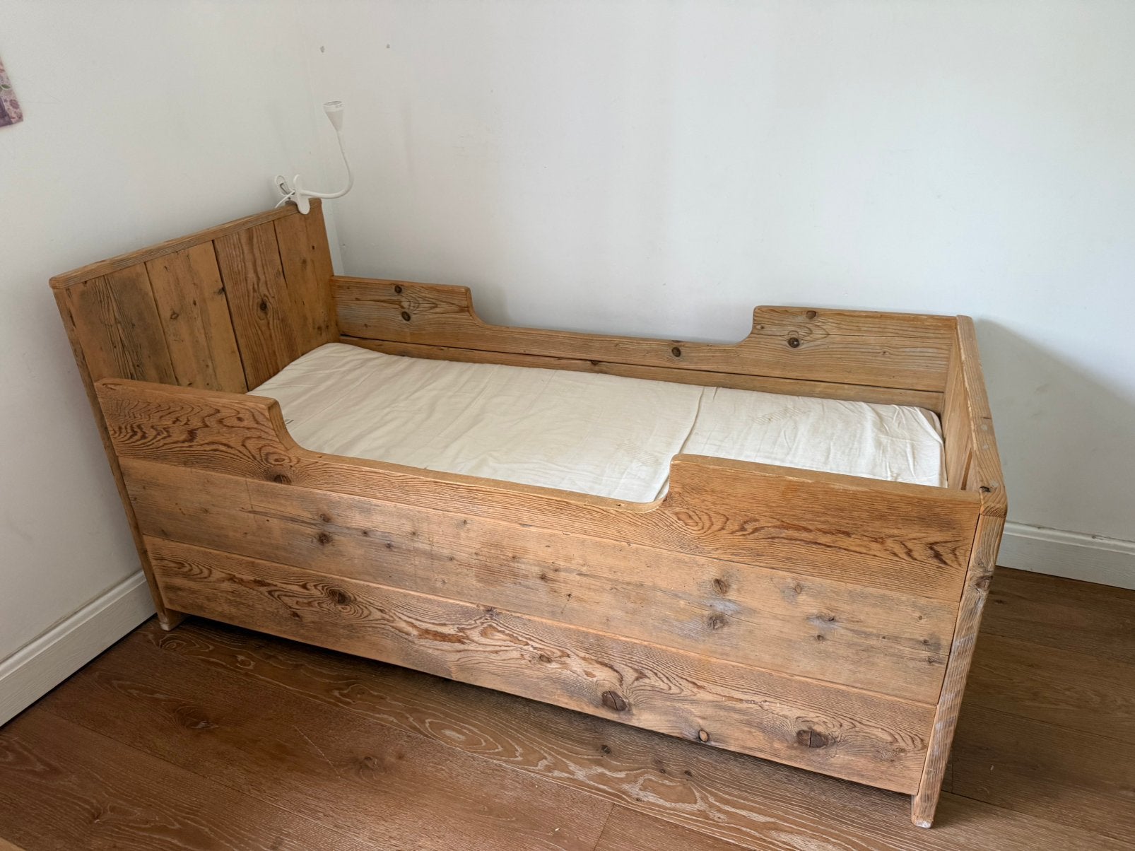Peuterbed steigerhout, Ophalen, Gebruikt, 140 tot 160 cm, 70 tot 85 cm