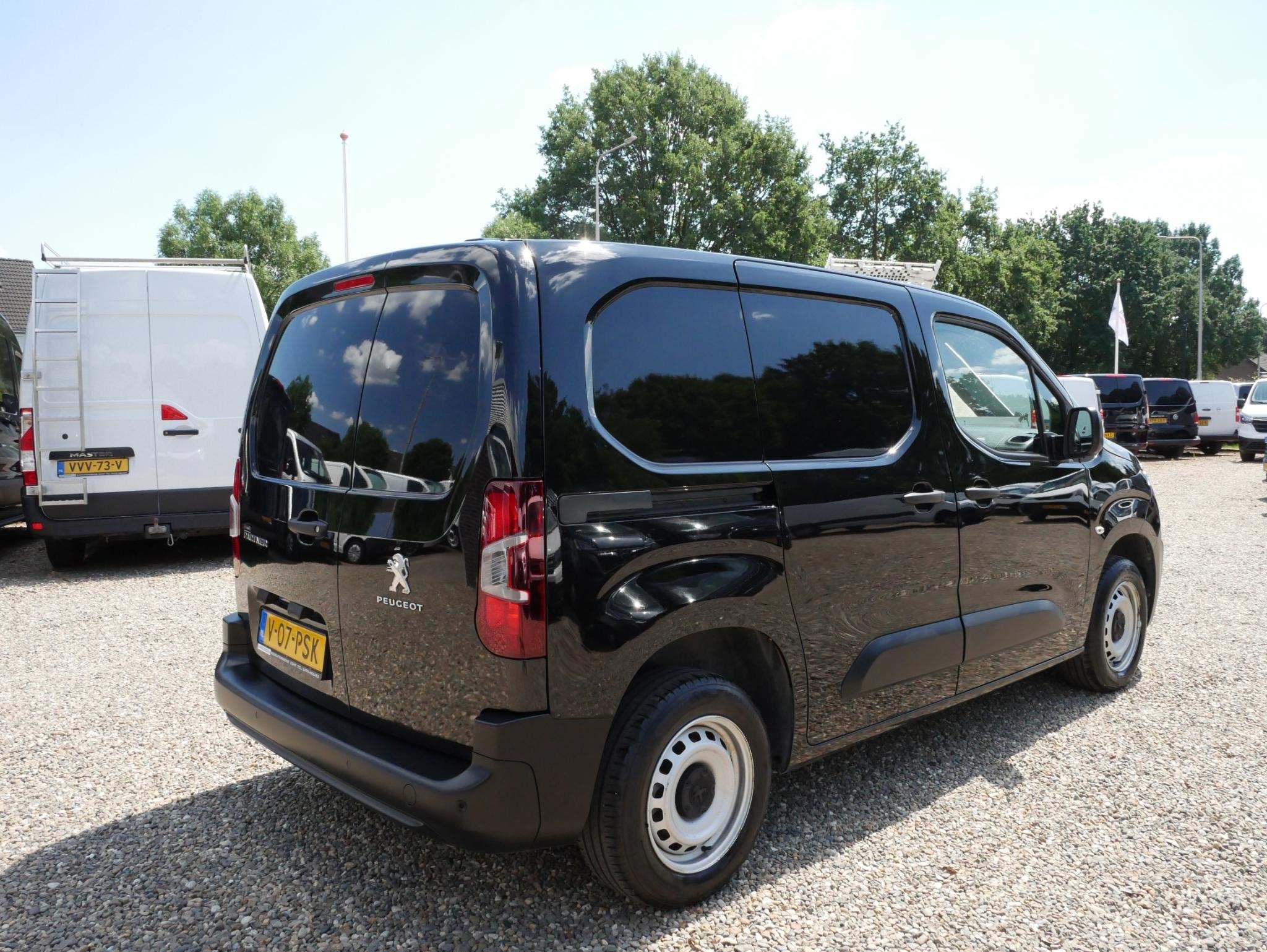 Peugeot Partner 1.5 BlueHDI 75PK L1 Airco, Voorwielaandrijving, Stof, Gebruikt, 4 cilinders