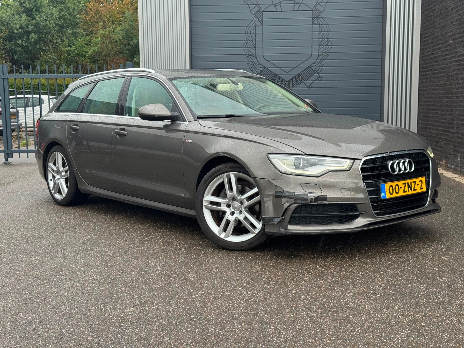 Audi A6 Avant 2.0 TFSI Business Edition Automaat|Navi|Ecc|Pa, Euro 5, 15 km/l, Gebruikt, Beige
