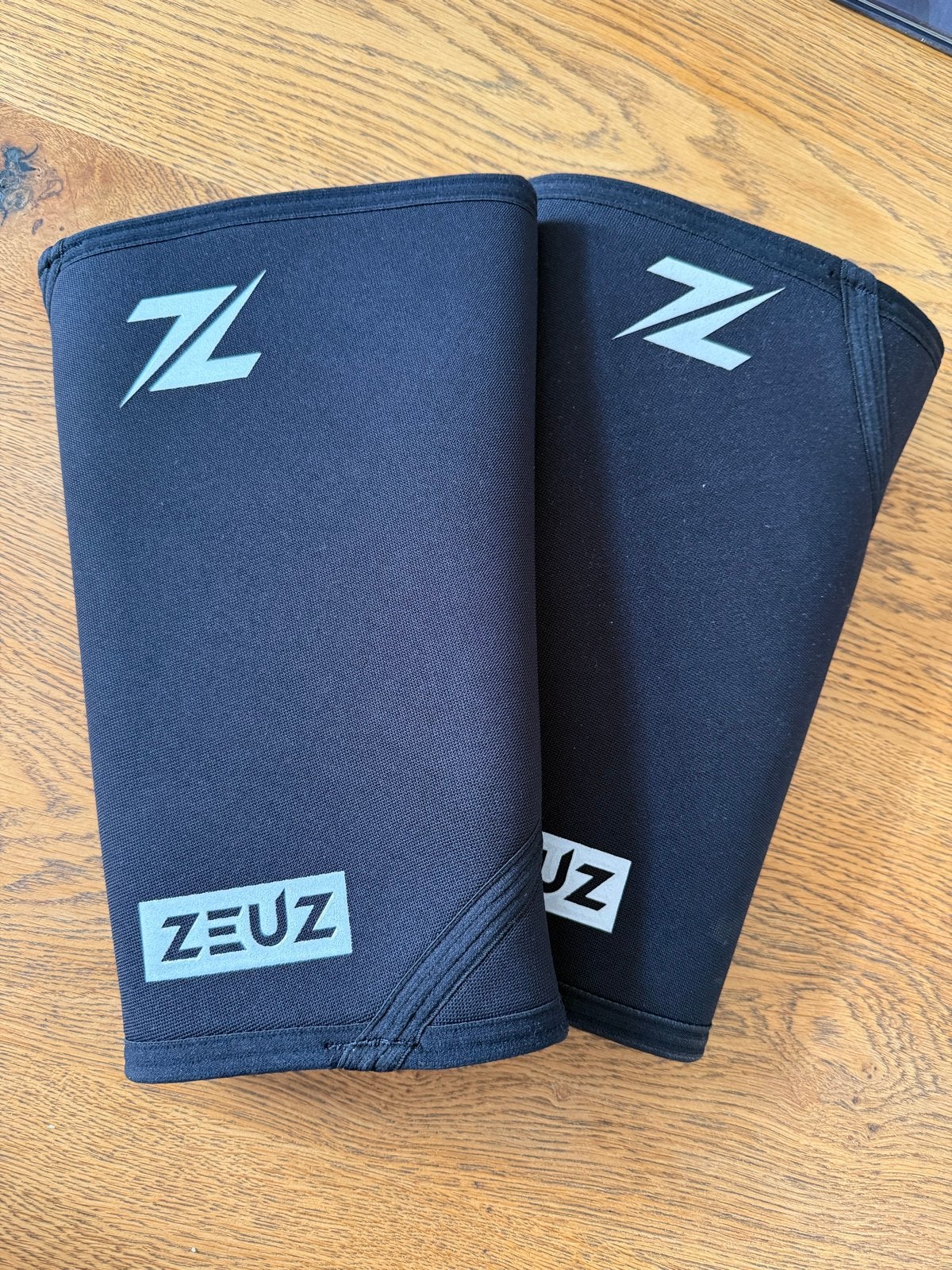 Zeuz Knie Sleeves - Maat XL - Zwart/Zilver, Ophalen, Zo goed als nieuw