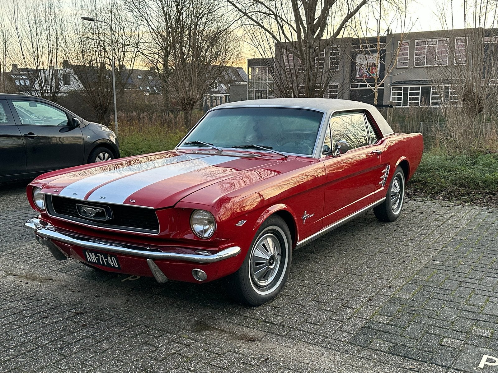 Ford Mustang 4.7 V8 Automaat Leder Stuurbekr.airco, 228 pk, 8 cilinders, 1382 kg, Particulier