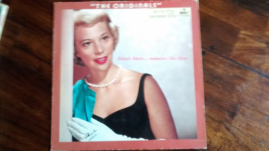 LP - Dinah Shore - Moments like these, Ophalen of Verzenden, Zo goed als nieuw, 12 inch, Jazz