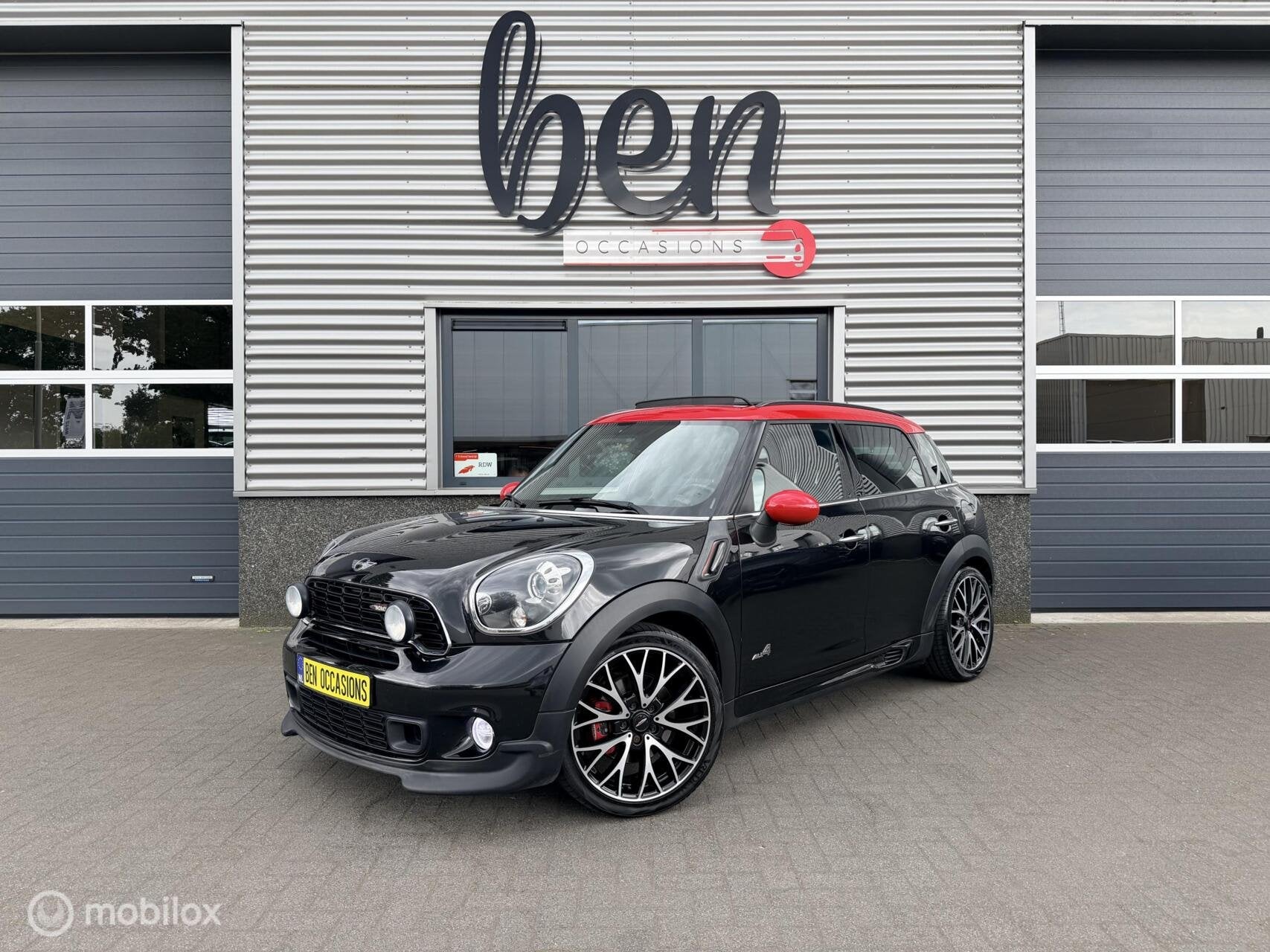 Mini Countryman 1.6 John Cooper Works ALL4 Chili TOPSTAAT!, Auto's, Gebruikt, Zwart, Vierwielaandrijving, Automatische klimaatregeling