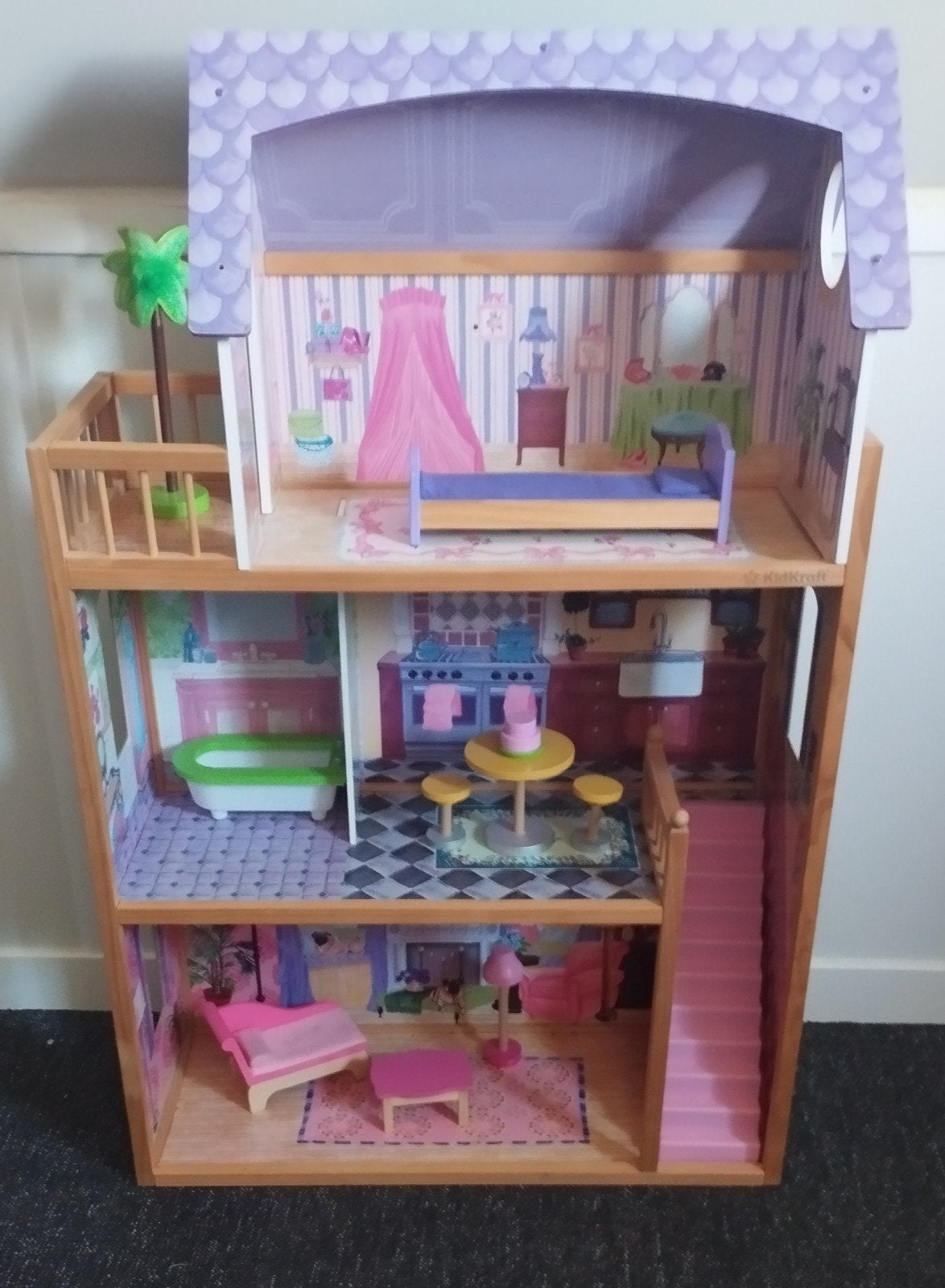 Groot houten poppenhuis met meubels, Ophalen, Zo goed als nieuw, Poppenhuis
