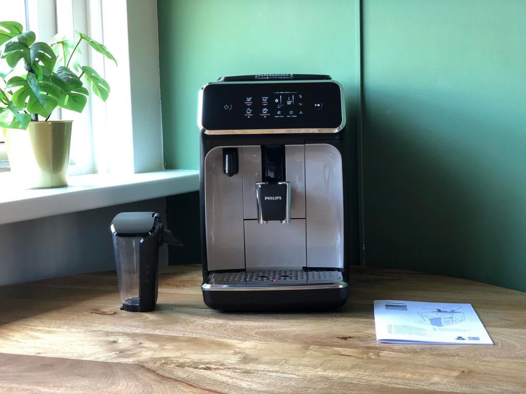 Nagekeken & Grondig Gereinigd - Philips LatteGo 2200 Series, Witgoed en Apparatuur, Koffiezetapparaten, Support@philips.com, Tussendiepen 4, 9206 AD Drachten, Nederland