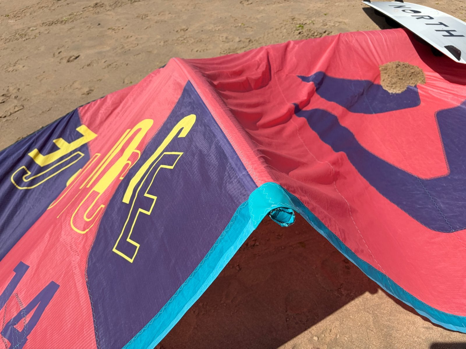 Duotone Juice 14m 2023/24 - Lichtweer Kite, Watersport en Boten, Kitesurfen, Gebruikt, Geen board, Ophalen of Verzenden, Kite