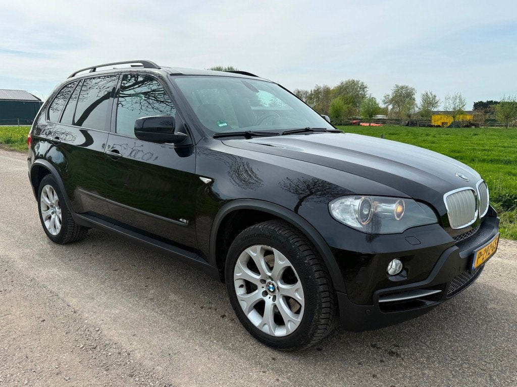 BMW X5 BMW X5- XDrive 4.8 HighExecutive PanoDak/KeylesdGo/ A, Auto's, Gebruikt, 138 €/maand, Zwart, Leder
