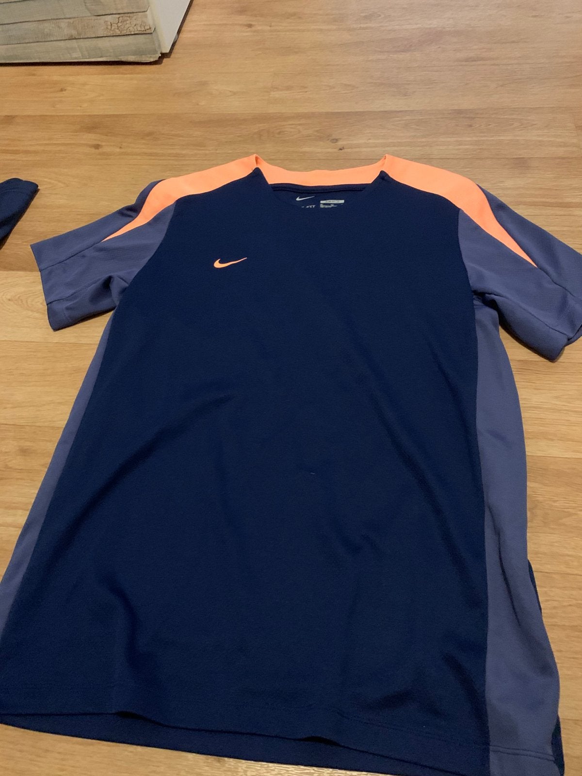 Nike trainingspak, Ophalen, Zo goed als nieuw, Maat 56/58 (XL)