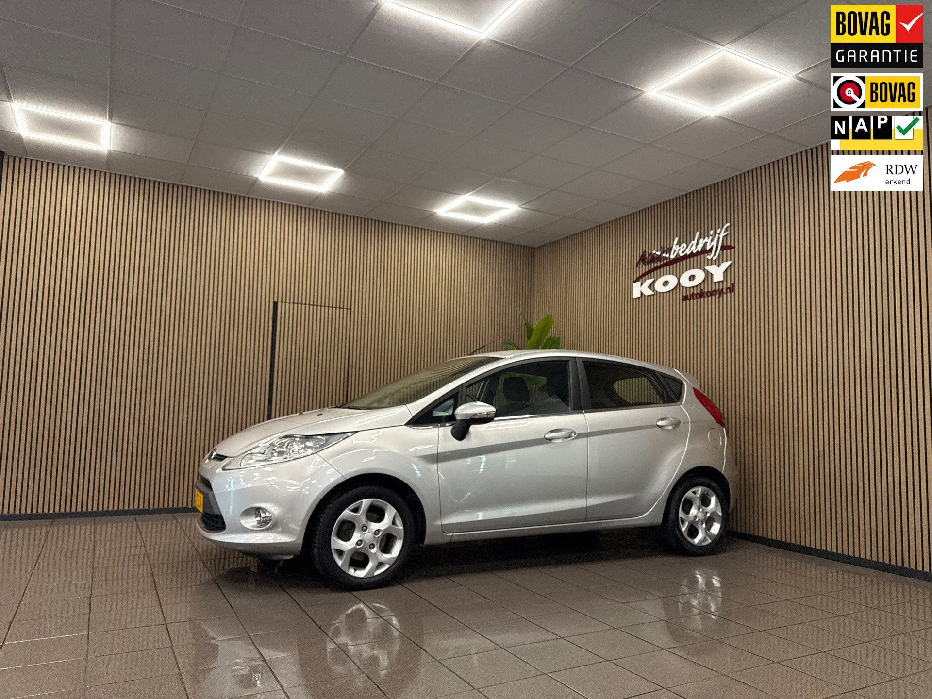 Ford Fiesta 1.25 Titanium * 77.763 km + NAP / Airco / LM Vel, Voorwielaandrijving, Euro 5, Stof, 1242 cc