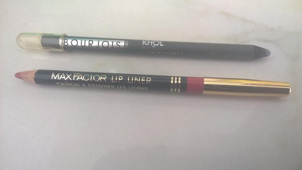 Oog en lippotlood: Bourjois &  Max facter, Ophalen of Verzenden, Zo goed als nieuw, Overige kleuren, Gehele gezicht