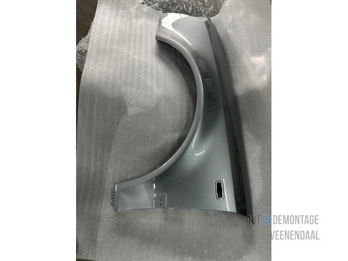 Scherm links-voor van een Audi A4 (LY7G), -, -, Nieuw, -