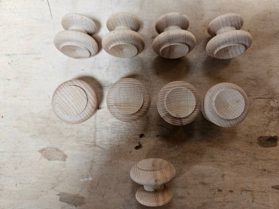 9x meubelknop hout 30mm diameter, Doe-het-zelf en Verbouw, Onbekend, Ophalen of Verzenden, Zo goed als nieuw, Onbekend