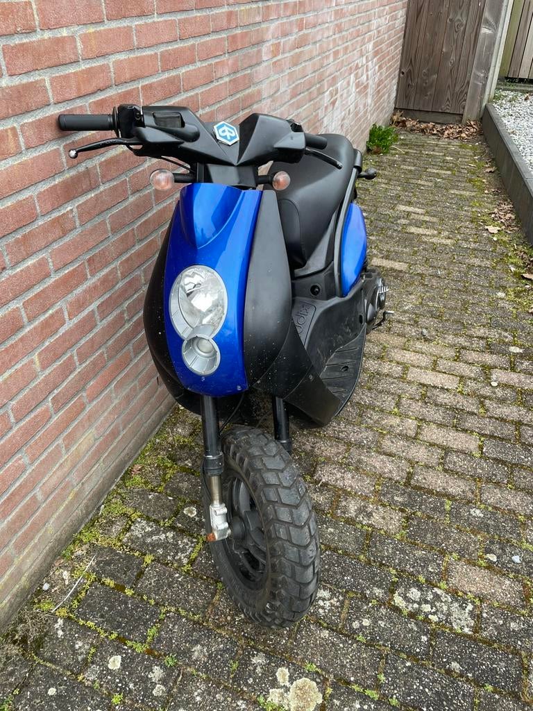 Peugeot ludix 70cc met papieren, Fietsen en Brommers, Scooters | Yamaha, Ophalen, Zo goed als nieuw, Tweetakt, Overige modellen