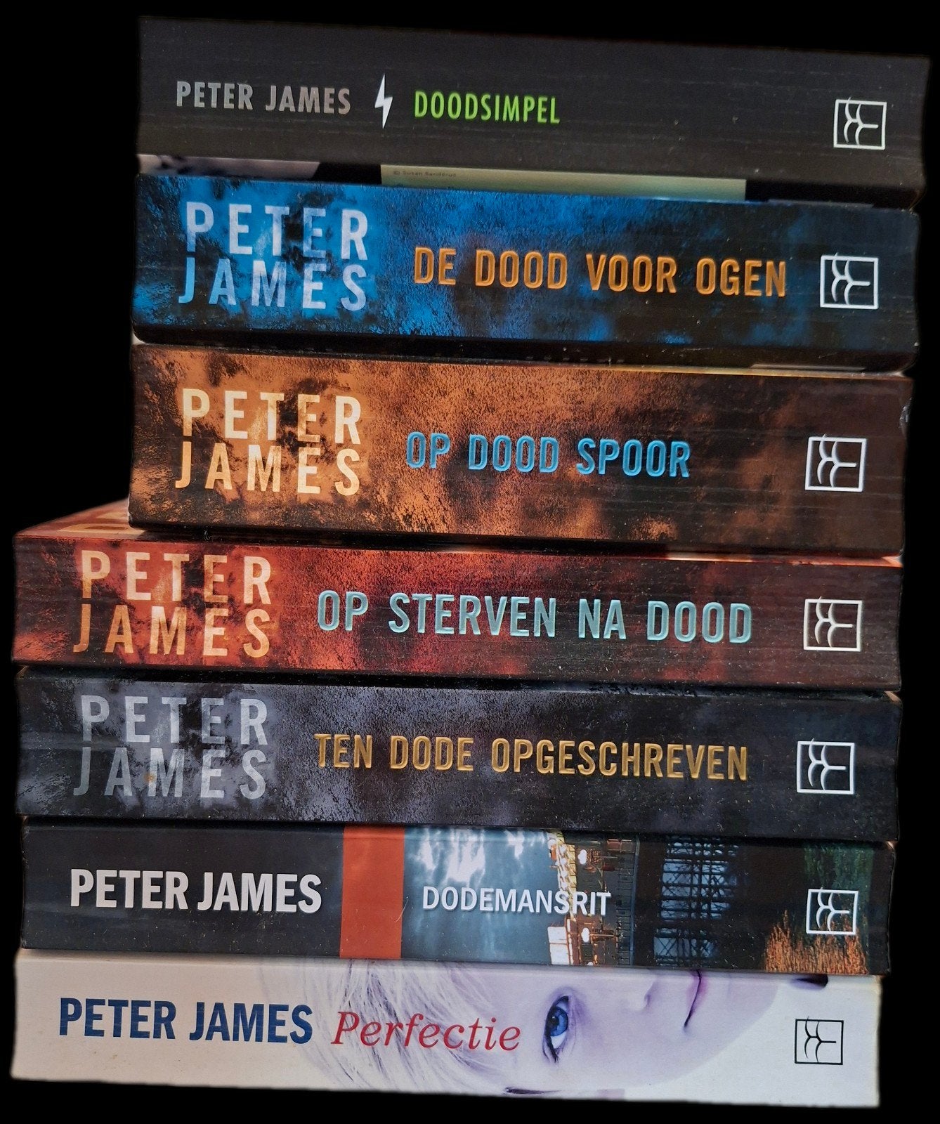 Boekenkast opruiming! Peter James, Ophalen, Gelezen