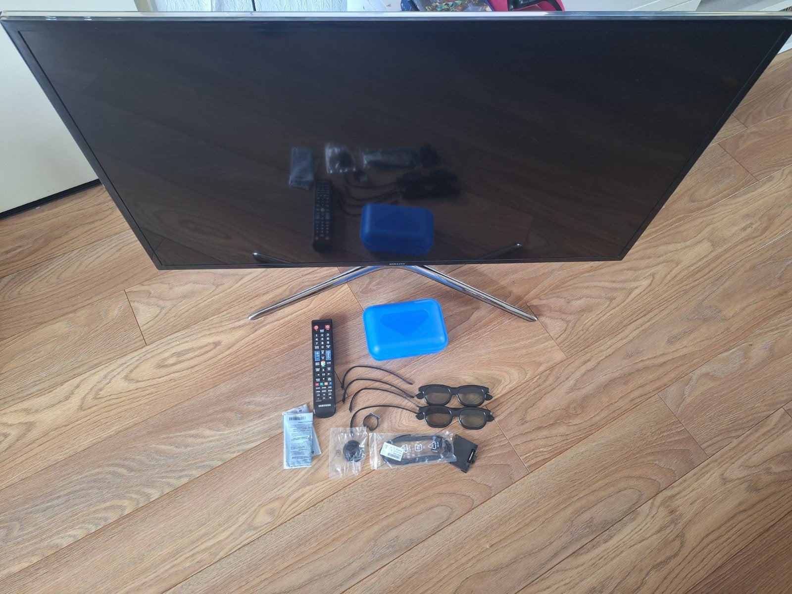 Samsung UE46F6400 Full HD Smart 3D LED TV (46 inch - 117CM), Ophalen, S, Zo goed als nieuw, S