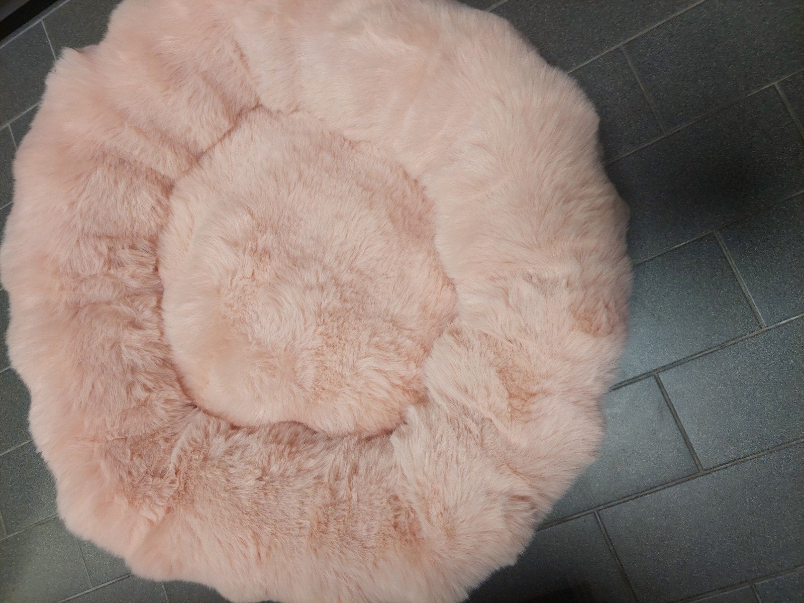 nieuw honden/kattenmand oud rose liva, Dieren en Toebehoren, Ophalen of Verzenden, Nieuw