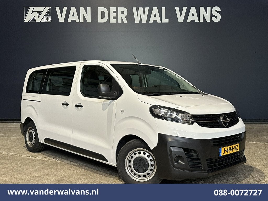 Opel Vivaro Combi 1.5 CDTI 120pk L2H1 Personenbus 9-Zits Eur, Auto's, Opel, Voorwielaandrijving, Stof, Parkeersensor, Wit