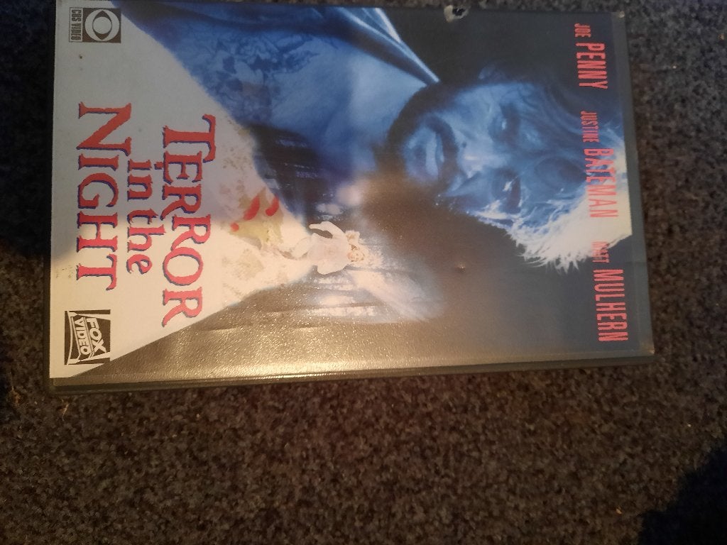 TERROR IN THE NIGHT! Thriller Op Ex-Rental VIDEO!, Cd's en Dvd's, VHS | Film, Verzenden, Alle leeftijden, Zo goed als nieuw, Thrillers en Misdaad