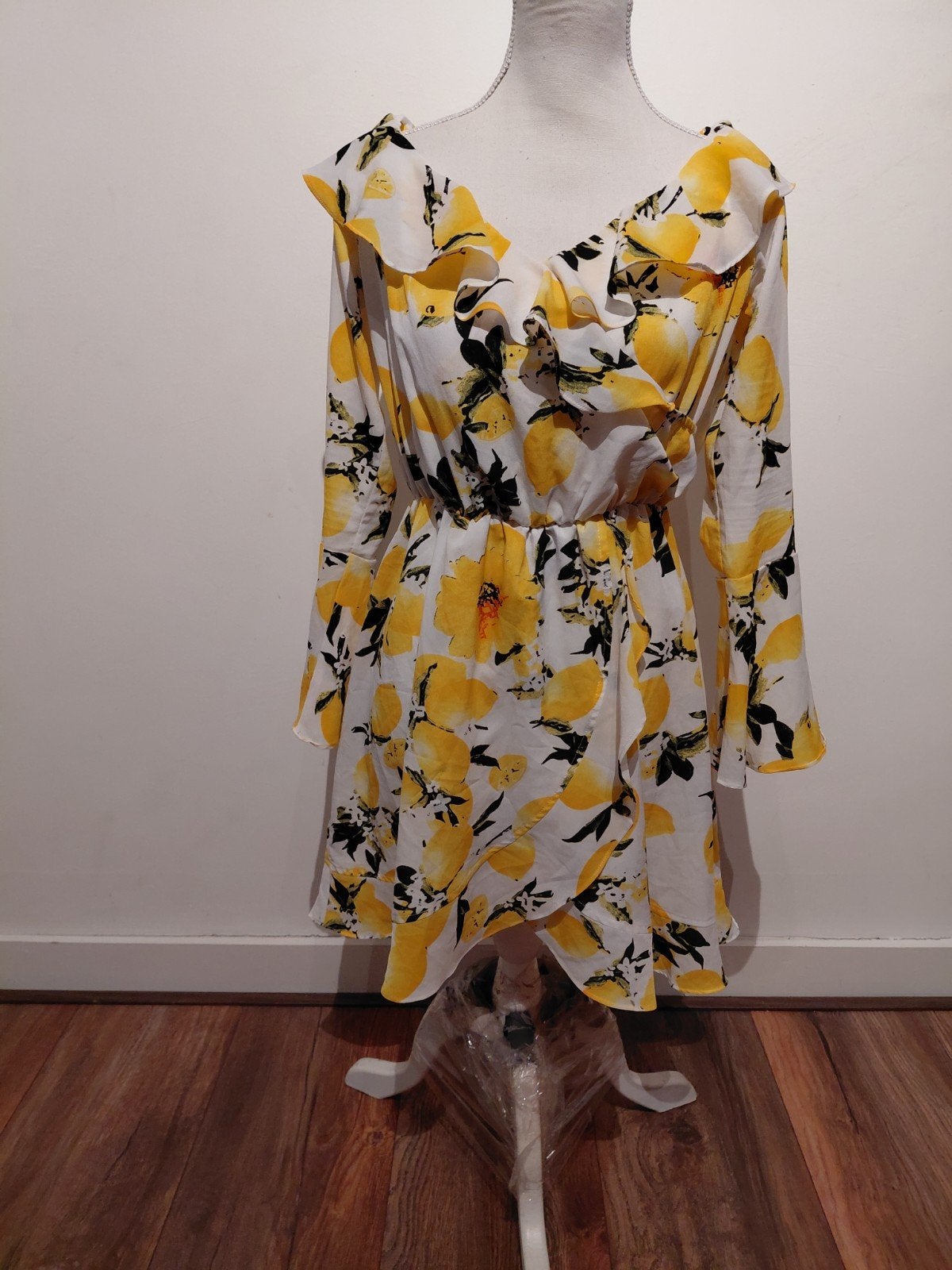 Boohoo jurkje maat 40 met bloemenprint, Meerkleurig, Boohoo, Maat 42/44 (L), Ophalen of Verzenden