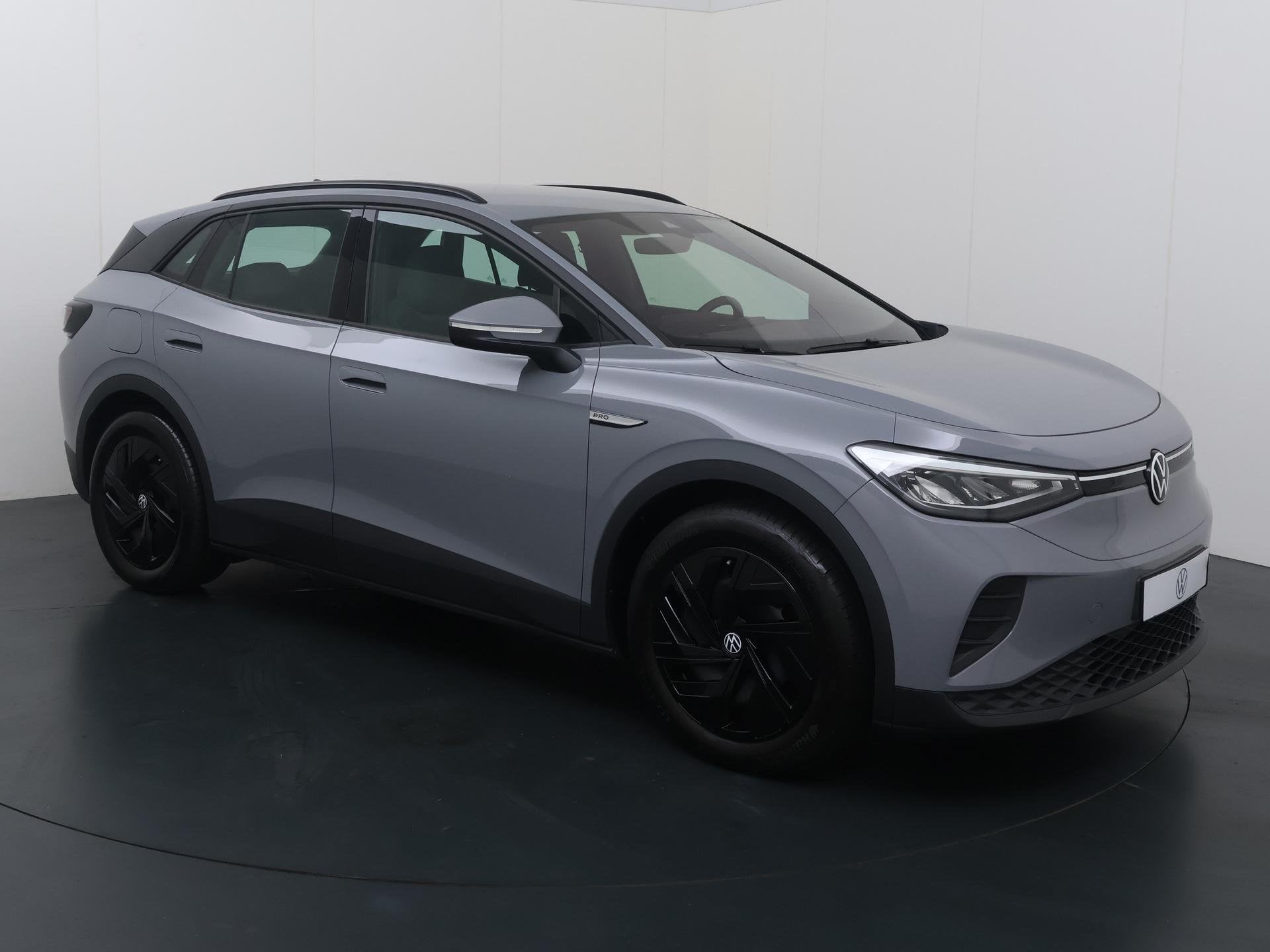Volkswagen ID.4 Pro 77 kWh | 204 PK | SoH % | Warmtepomp | A, Auto's, 12 maanden, Gebruikt, Zwart, 528 km