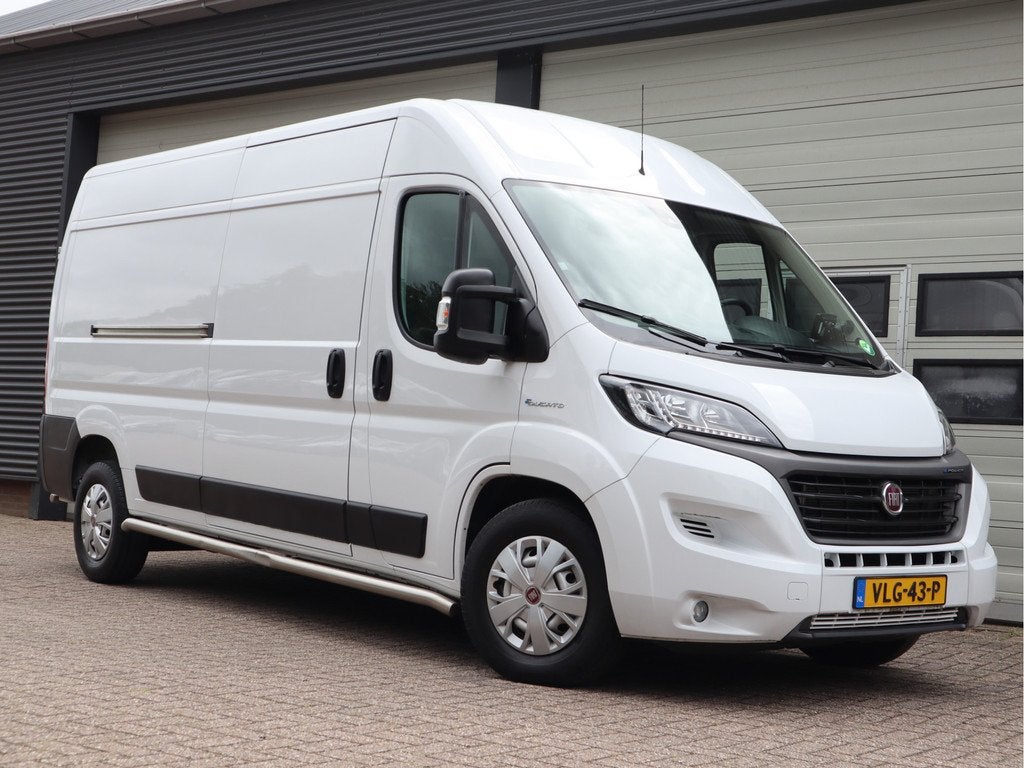 Fiat E-Ducato 3.5T L3H2 Maxi 47 kWh - Snelladen - Camera - C, Auto's, Stof, Gebruikt, 166 km, Origineel Nederlands