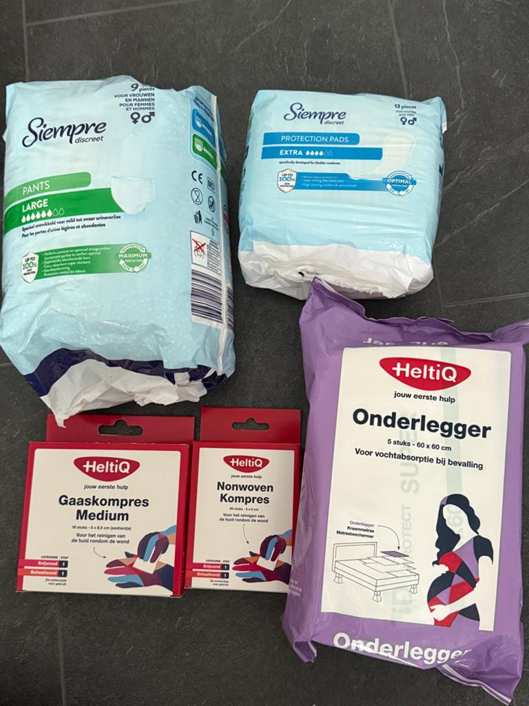 Kraampakket: Incontinentie maandverband, onderlegger & gaas, Diversen, Verpleegmiddelen, Ophalen of Verzenden, Nieuw