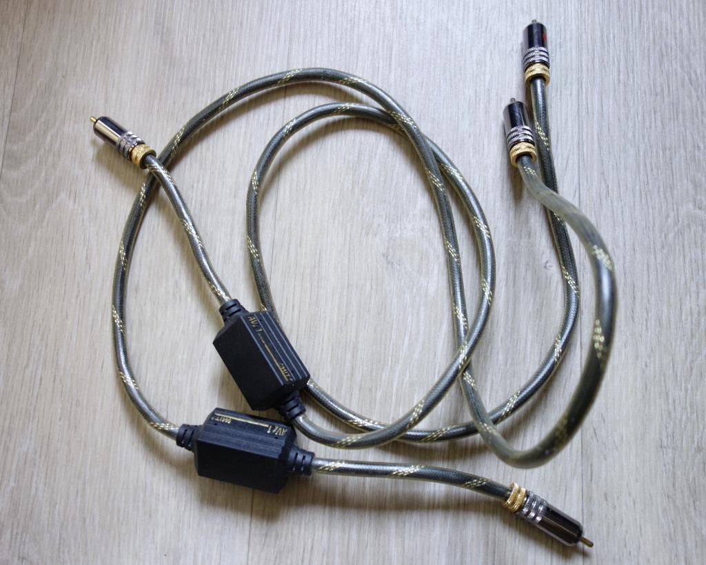 MIT AVt 1 interlink, Ophalen of Verzenden, Gebruikt, Minder dan 2 meter, Interlink-kabel
