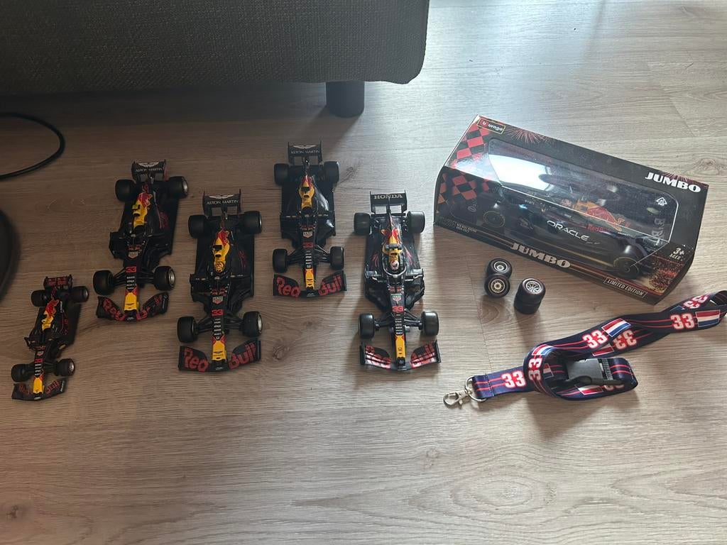 Max Verstappen 6 modelauto's 2017 t/m 2021 en 2023, Hobby en Vrije tijd, Modelauto's | 1:24, Ophalen, Zo goed als nieuw