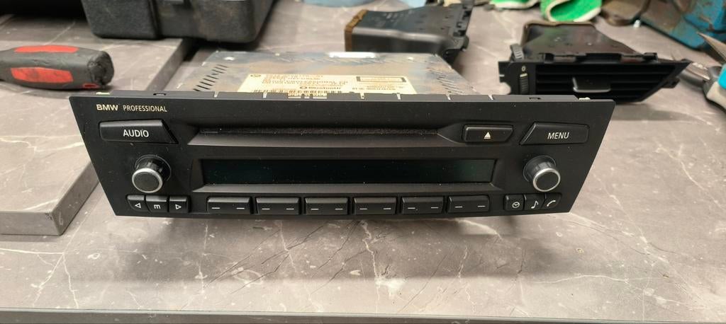 BMW Professional Radio E91 2011 - Harman Kardon Logic 7, Auto-onderdelen, Ophalen of Verzenden, Gebruikt, BMW