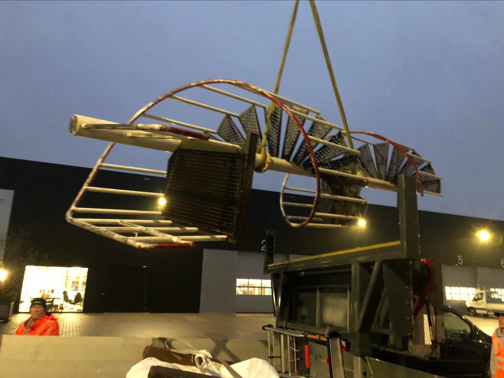 Wenteltrap spiltrap 6 meter hoog ongeveer, Doe-het-zelf en Verbouw, Ophalen of Verzenden, Zo goed als nieuw