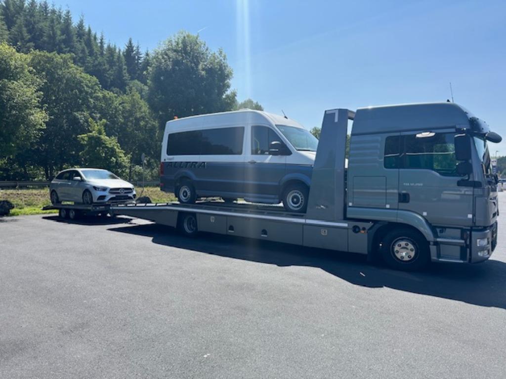 Foto 5 van Transport Camper Caravan Bus Auto Duitsland BENELUX