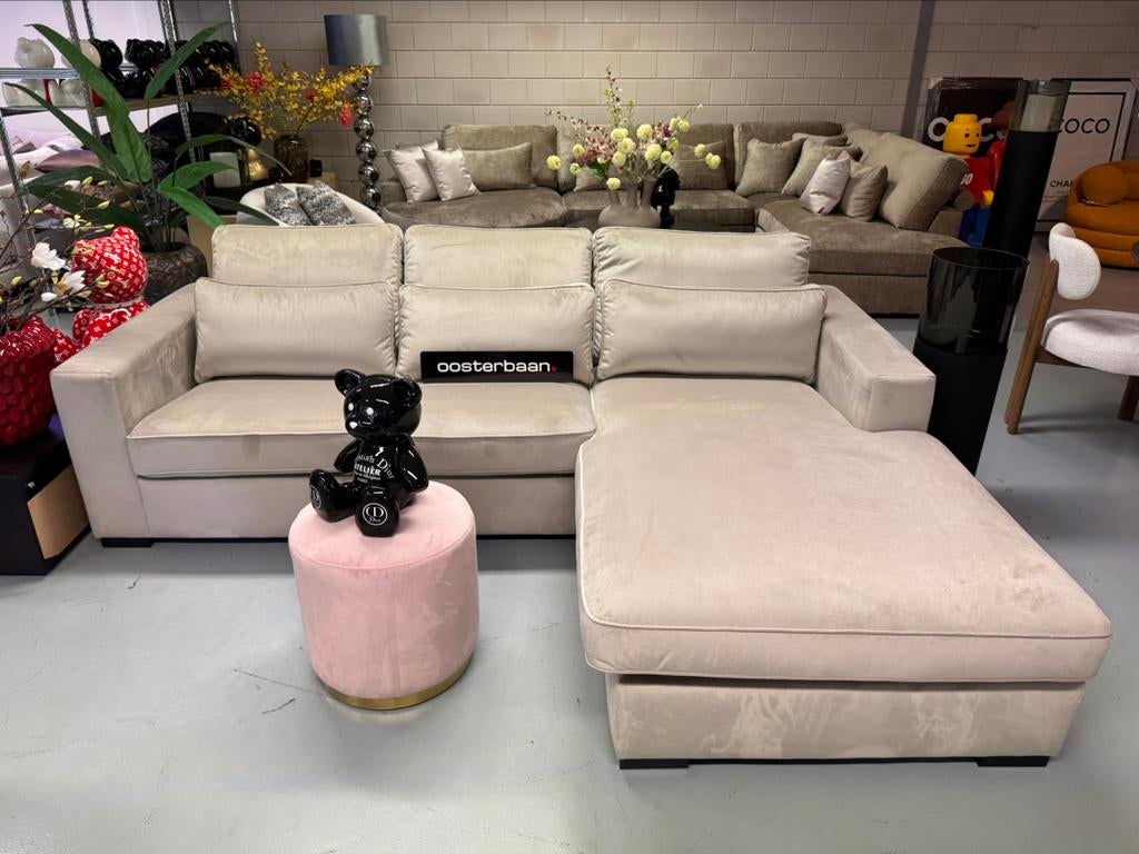 Luxe Velvet Loungebank Costa 270x200cm Quartz903 Beige Uniek, 250 tot 300 cm, Info@oosterbaanwonen.nl, Venus 31 8448CE Heerenveen