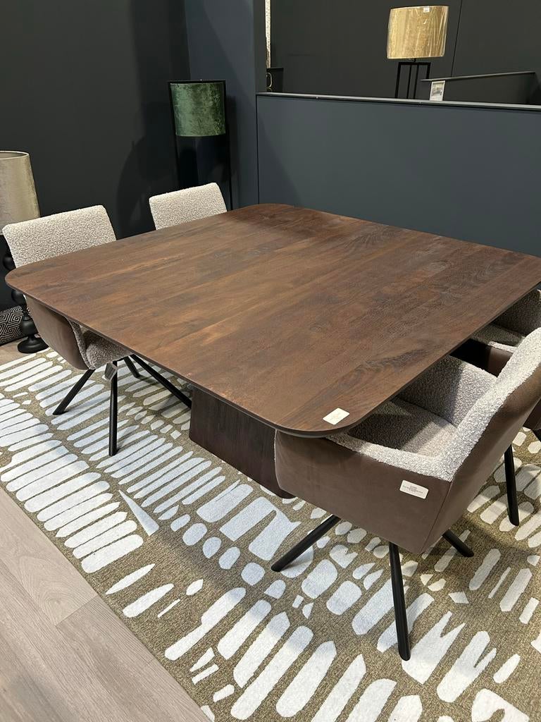 Mooie houten eettafel Eleonora, Huis en Inrichting, Tafels | Eettafels, Ophalen, 100 tot 150 cm, Nieuw, Vier personen