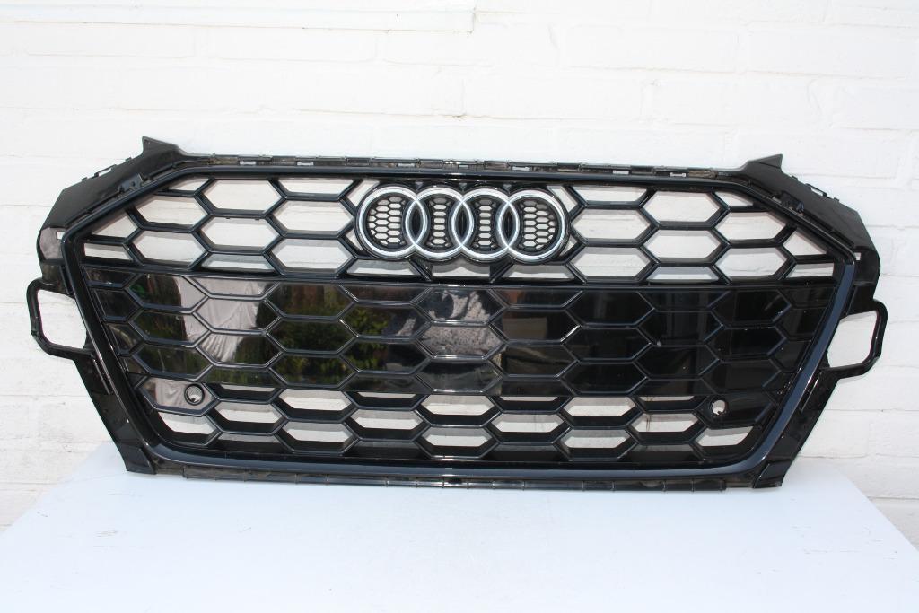 Grill Audi A4 8W S Line Facelift 'Zwart lak' Origineel! Mooi, Ophalen of Verzenden, Gebruikt, Audi