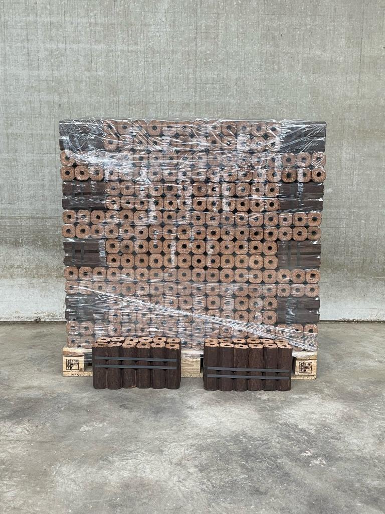 Pinikay / pini kay briketten Nederlandse Top kwaliteit 10kg, Tuin en Terras, Haardhout, Minder dan 3 m³, Ophalen, Overige houtsoorten