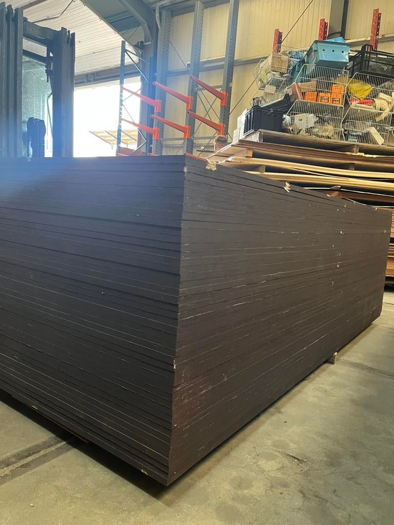 Hardhouten betonplex 18 mm 125x250 €65, Doe-het-zelf en Verbouw, Platen en Panelen, Ophalen, Zo goed als nieuw, Betonplex