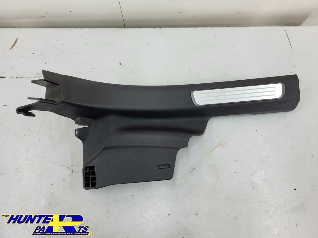 Instaplijst linksachter Volvo V90/S90 ('16-'22) 31377878, Ophalen of Verzenden, Gebruikt