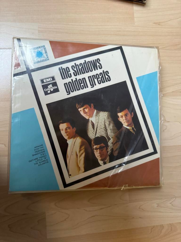 LP - The Shadows - Golden Greats, Ophalen of Verzenden, Gebruikt, 12 inch