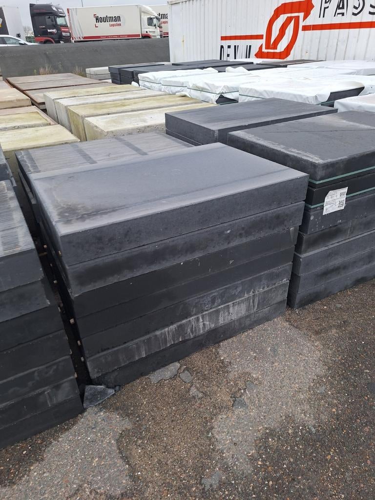Betonplaten nieuw. 80x1,20. Antraciet. Schoonheidsfoutjes., Tuin en Terras, Tegels en Klinkers, Ophalen of Verzenden, Nieuw, Beton