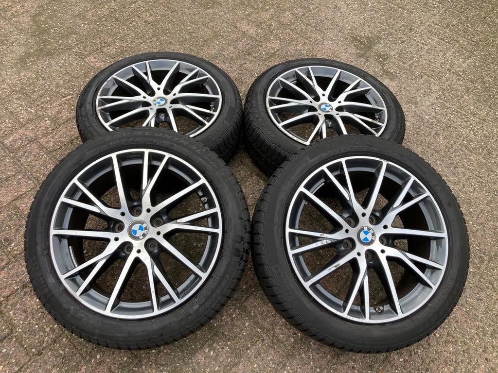 17 inch originele BMW 1 serie F40 velgen + winterbanden, Auto-onderdelen, Banden en Velgen, Ophalen, Gebruikt, Banden en Velgen
