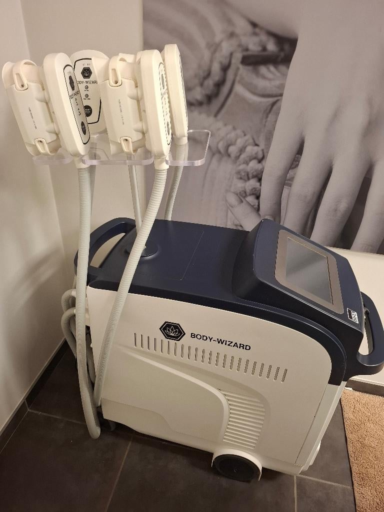 Medcoss Body Wizard – Cryolipolyse toestel (4 koppen), Ophalen, Gebruikt, Overige typen