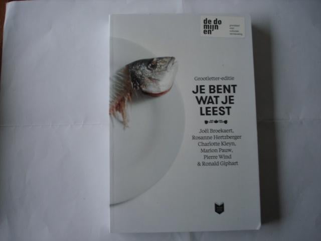 cpnb- (016) nederland leest 2018 : je bent wat je leest : , Boeken, Boekenweekgeschenken, Ophalen of Verzenden, Zo goed als nieuw