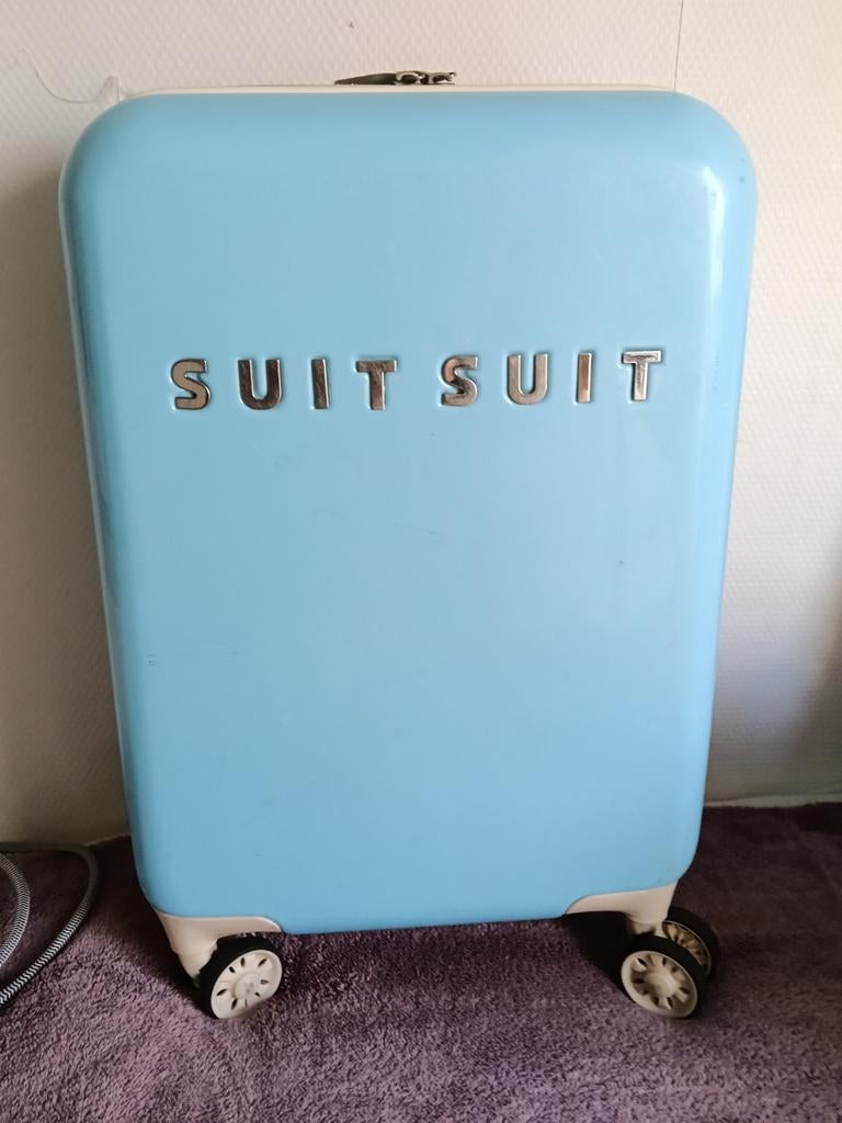 Suitsuit  Handbagage Koffer Chambray en nwe beschermhoes, Sieraden, Tassen en Uiterlijk, Koffers, Wieltjes, Gebruikt, 50 tot 60 cm